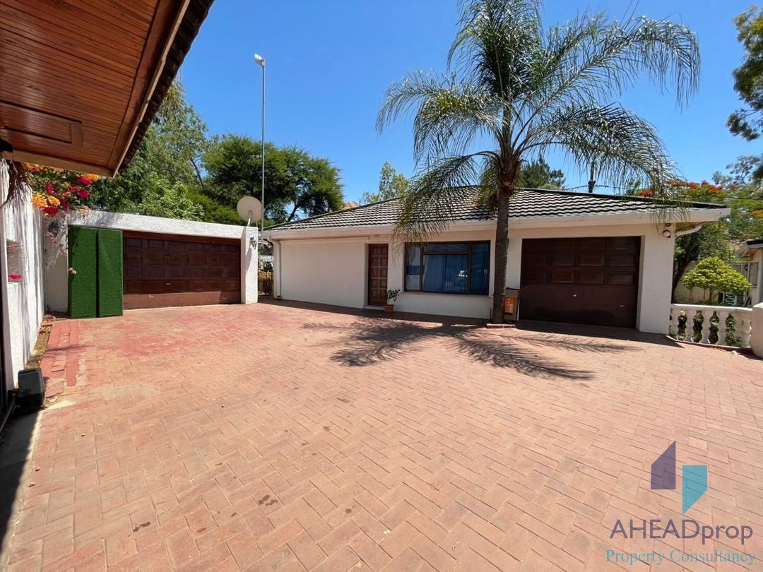 3 BEDROOM HOUSE FOR SALE- GABORONE