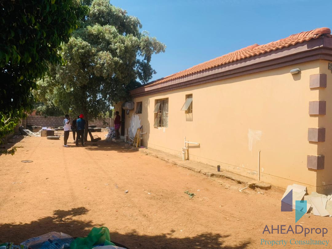 3 BEDROOM HOUSE FOR SALE- MOGODITSHANE